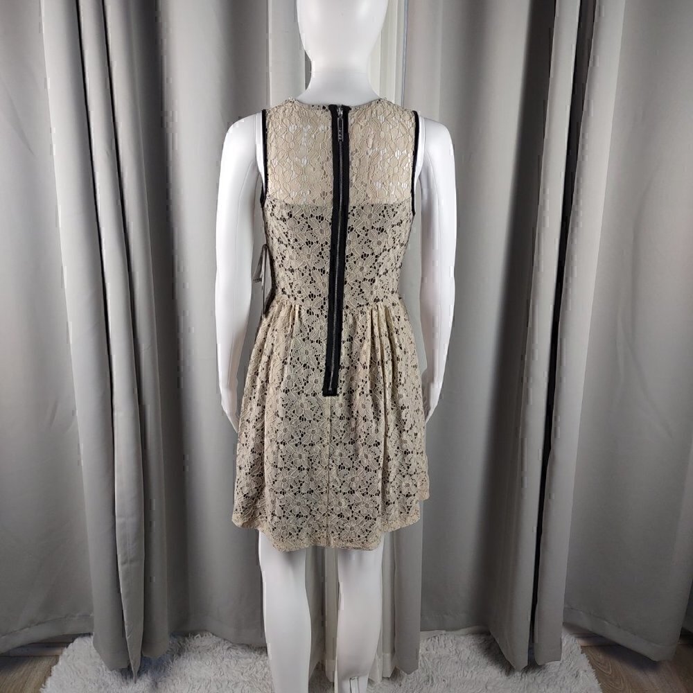 Kensie Beige And Black Embellished Crew-Neck Flared Dress Size XS (NWT) - Picture 5 of 13